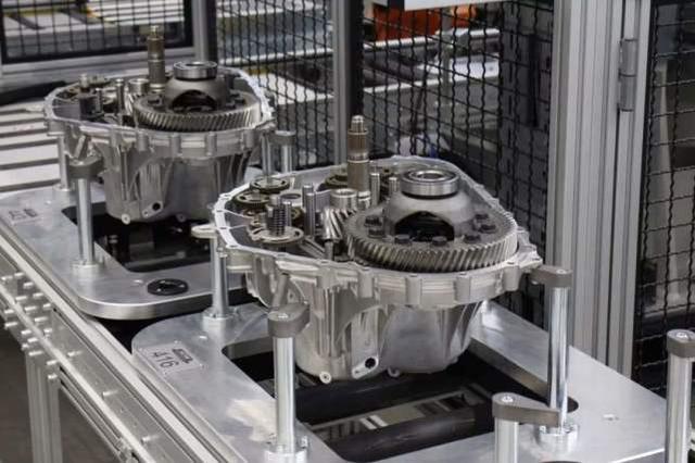 發(fā)動機零部件防錯機器視覺檢測方案插圖1